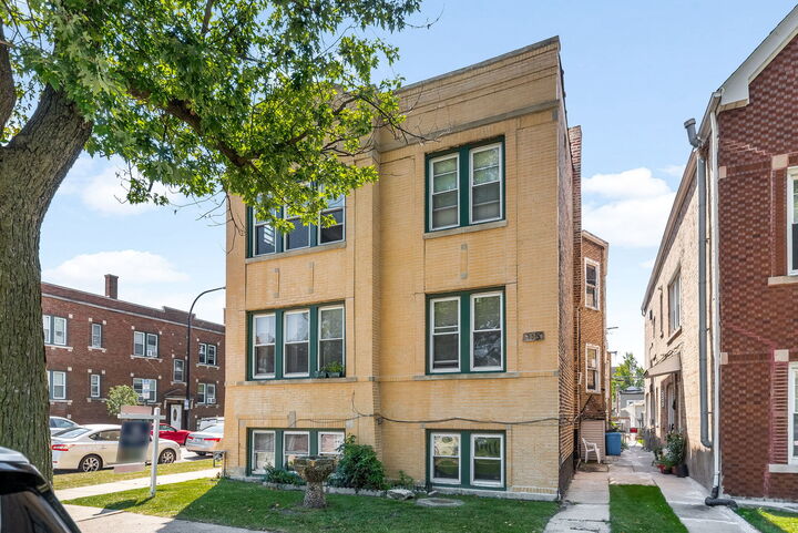 Property Photo:  5501 W 24th Street  IL 60804 