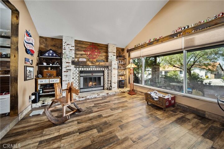Property Photo:  5742 W Avenue M6  CA 93536 