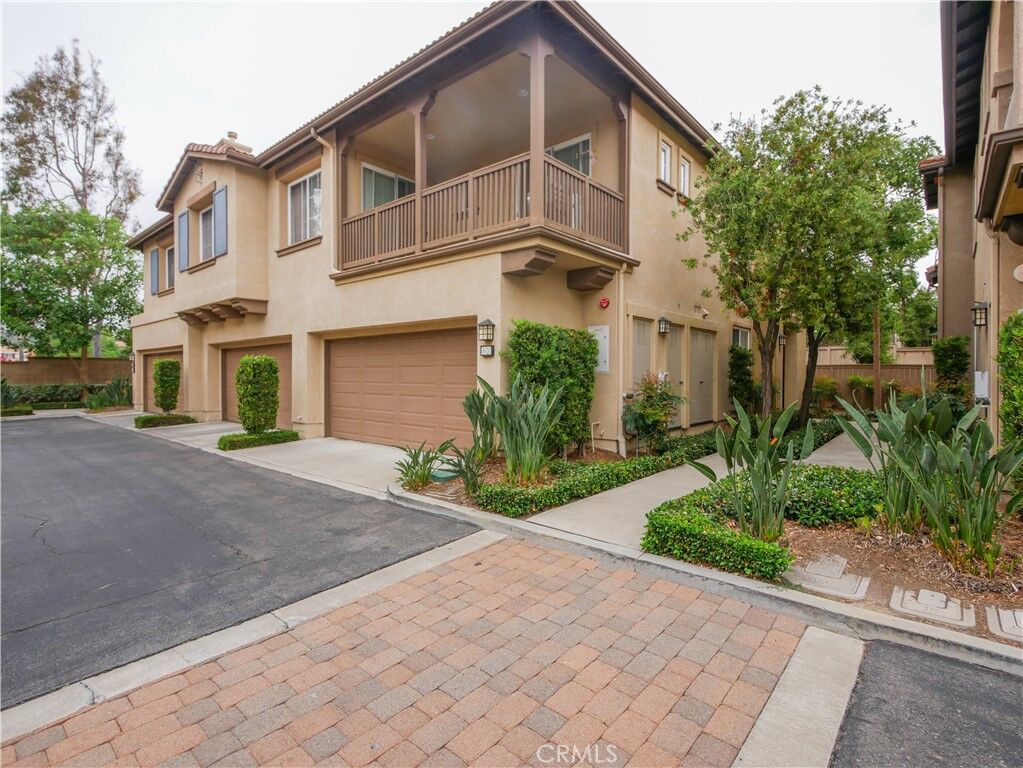 Property Photo:  67 Ardmore  CA 92602 