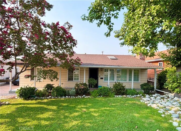 Property Photo:  2758 Paloma  CA 91107 