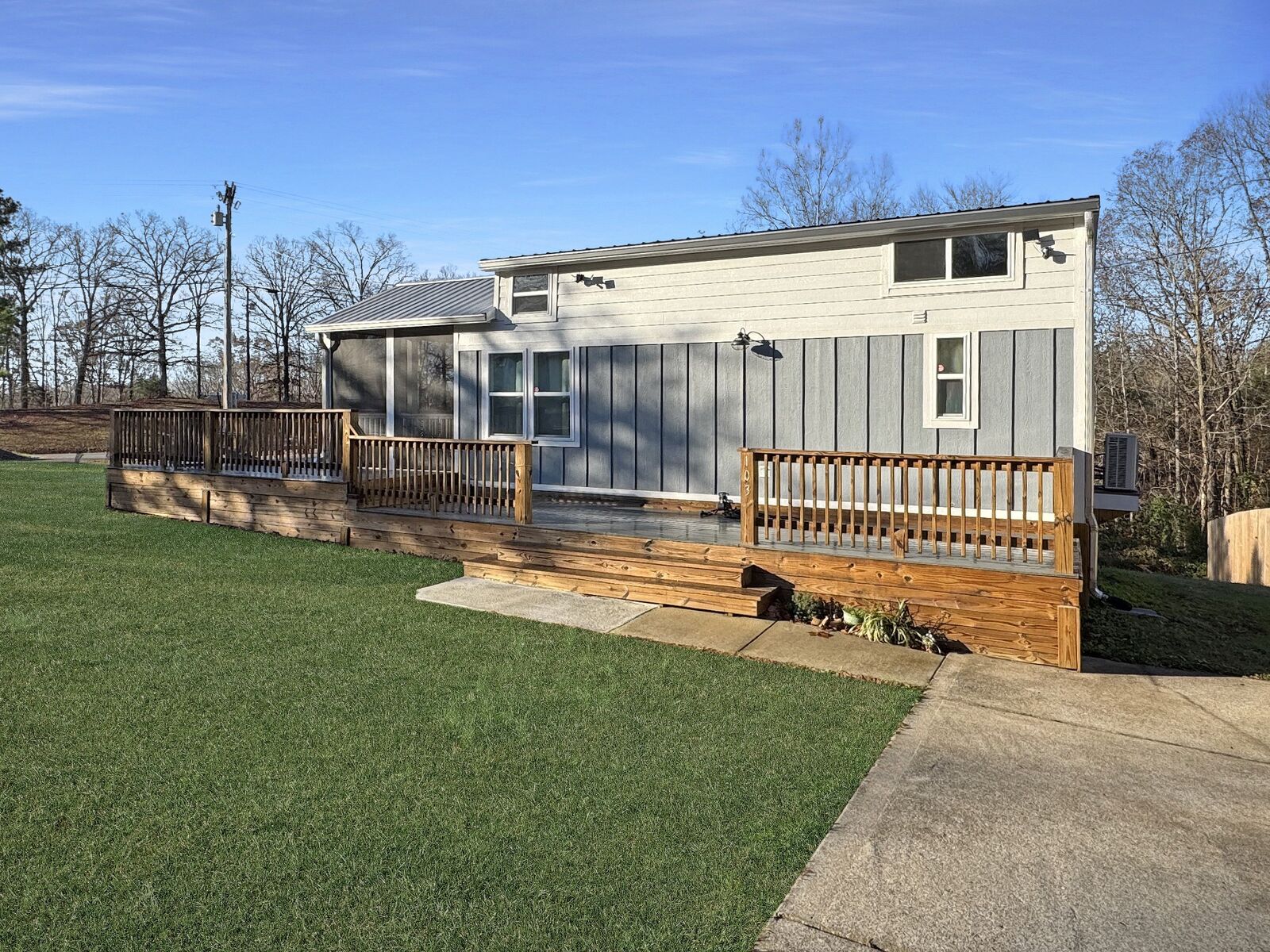 Property Photo:  103 Thomas Rd  TN 37058 
