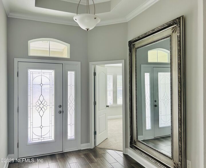 Property Photo: 443 Sweet Mango Trail FL 32086