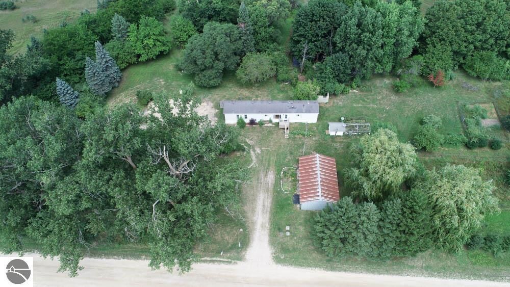 Property Photo: 10351 E 12 3/4 Road MI 49663-3102