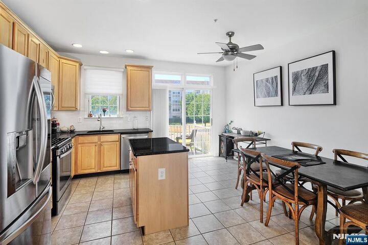 Property Photo:  406 Newburgh Court  NJ 07093 