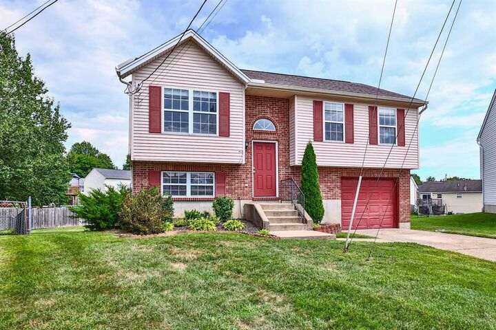 Property Photo:  1127 Pebble Creek Drive  KY 41018 