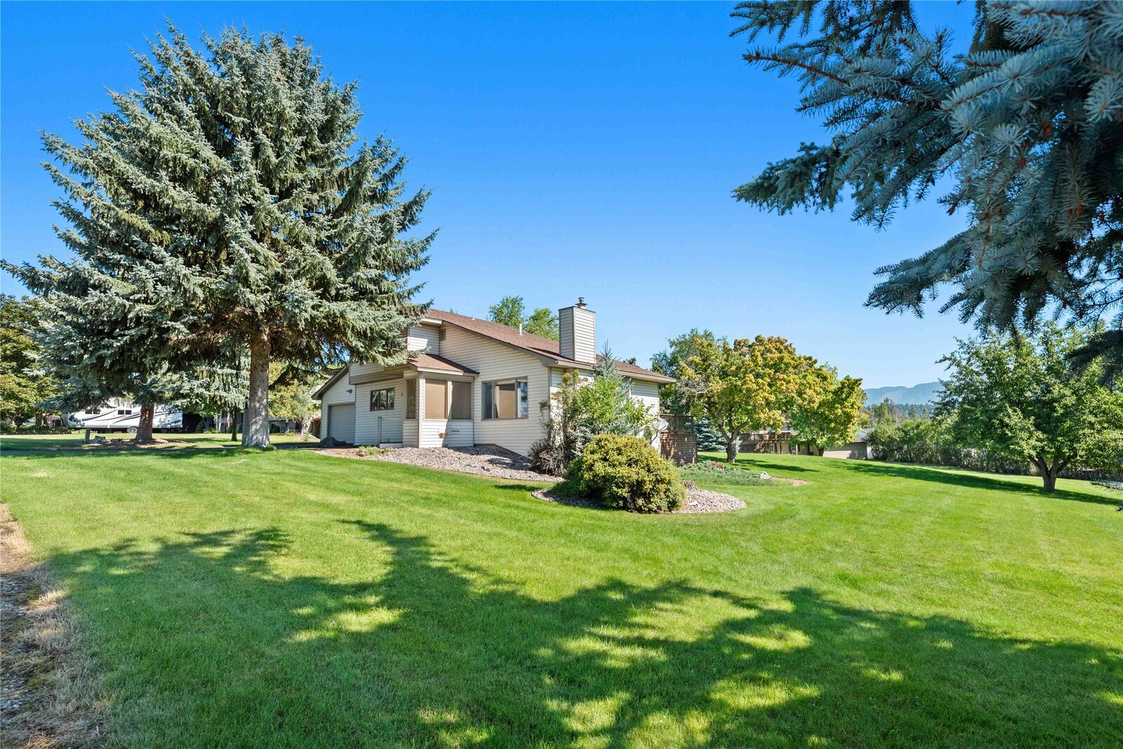 Property Photo: 101 S Crestview Terrace MT 59911