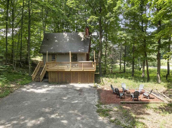 Property Photo: 5343 Golfview MI 49615