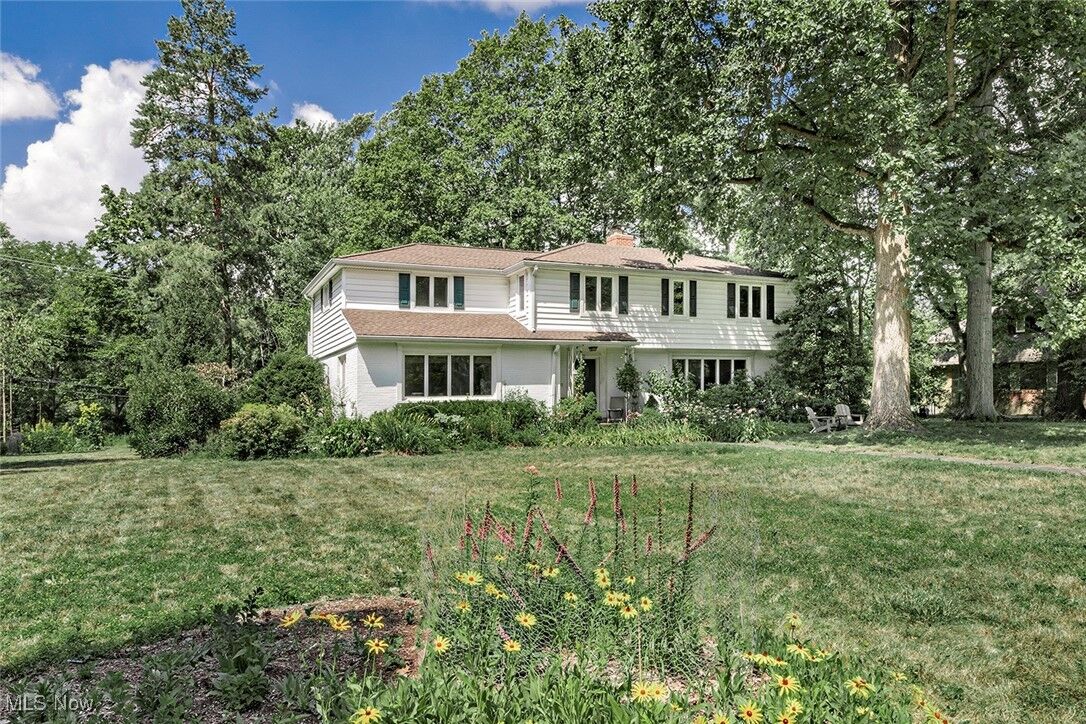 Property Photo:  2978 Winthrop Road  OH 44120 