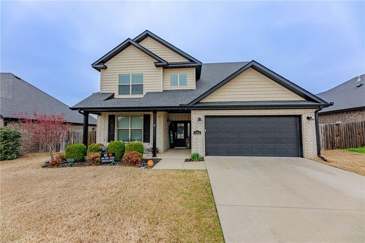 Property Photo: 4008 SW Hollyhock Street AR 72713