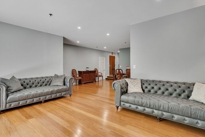 Property Photo:  1265 Beacon 601  MA 02446 