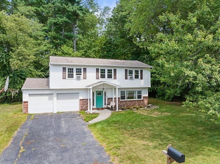 9 Ruth Ellen Rd  Holliston MA 01746 photo