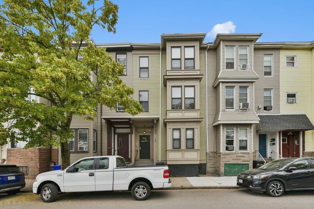 Property Photo:  135 Havre Street 2  MA 02128 