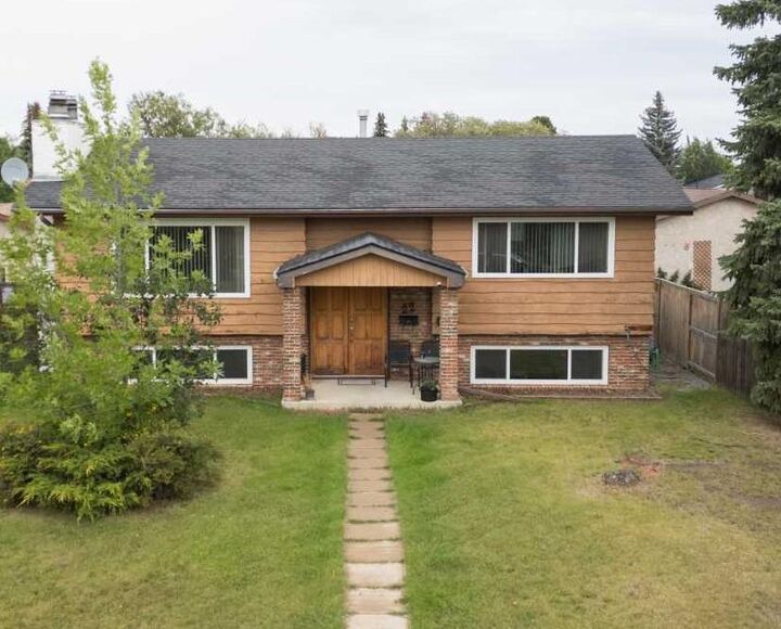 Property Photo:  22 Nyman Crescent  AB T4P 1Z7 