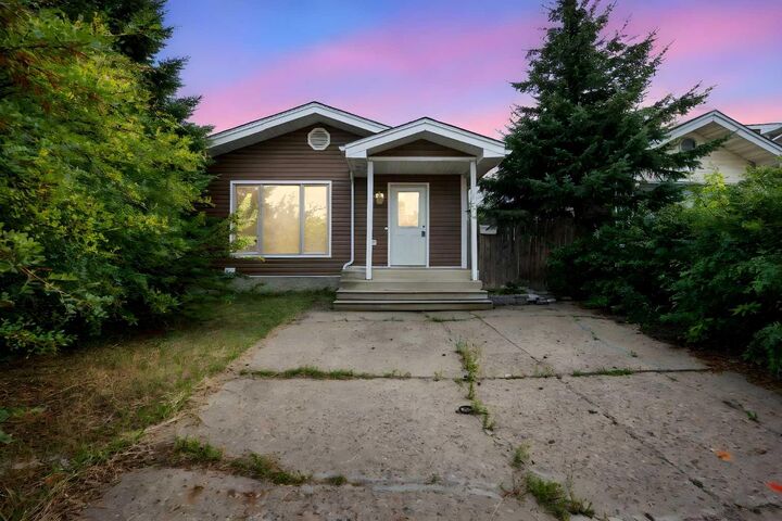 154 Windsor Drive  Fort McMurray AB T9H 4R2 photo
