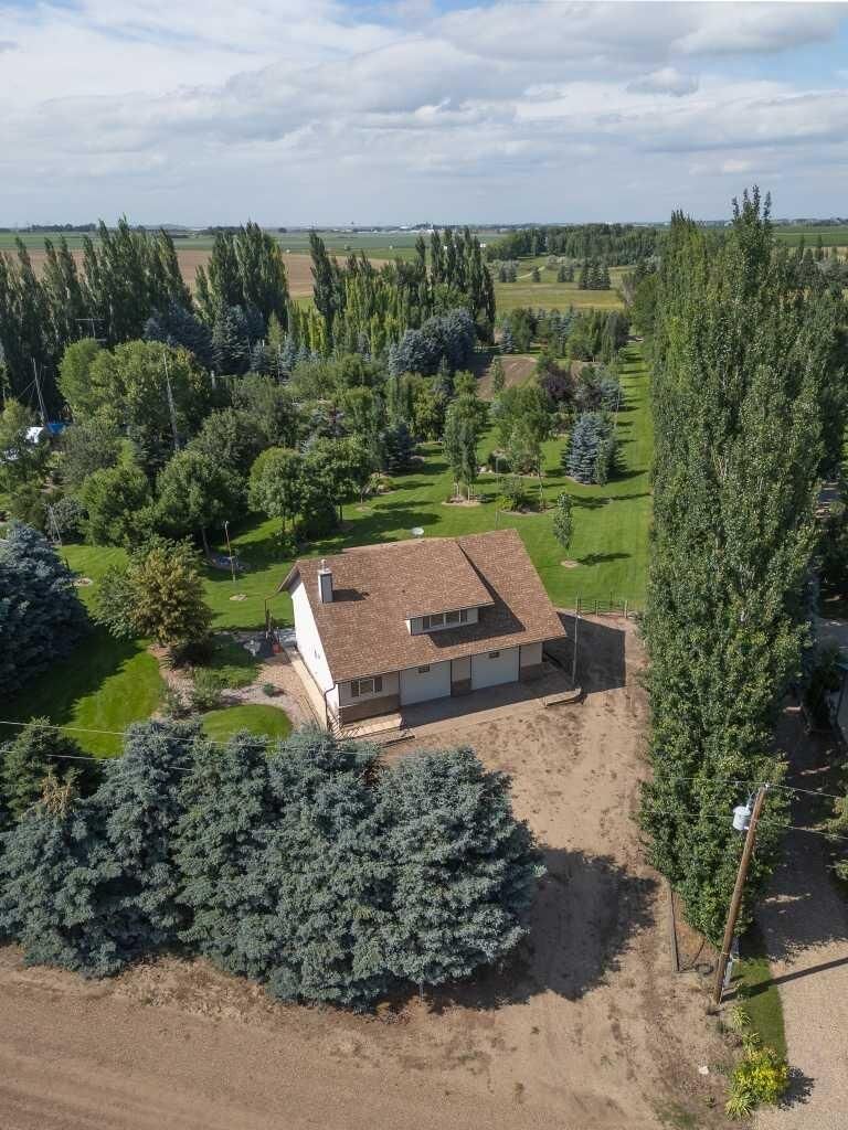 Property Photo: 145006 Cassils Road 142 AB T1R 1B4