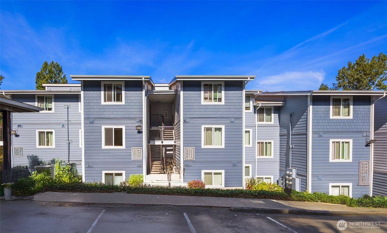 Property Photo: 2511 S 248th St B12 WA 98032