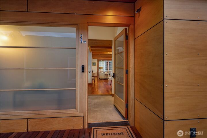 Property Photo:  2339  Fairview Avenue E L  WA 98102 