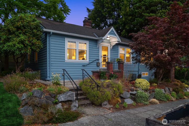 Property Photo: 814 NW 75th Street WA 98117