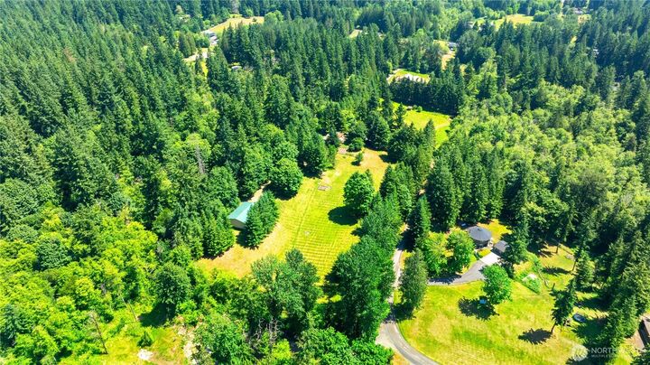Property Photo:  20005  232nd Avenue SE  WA 98038 