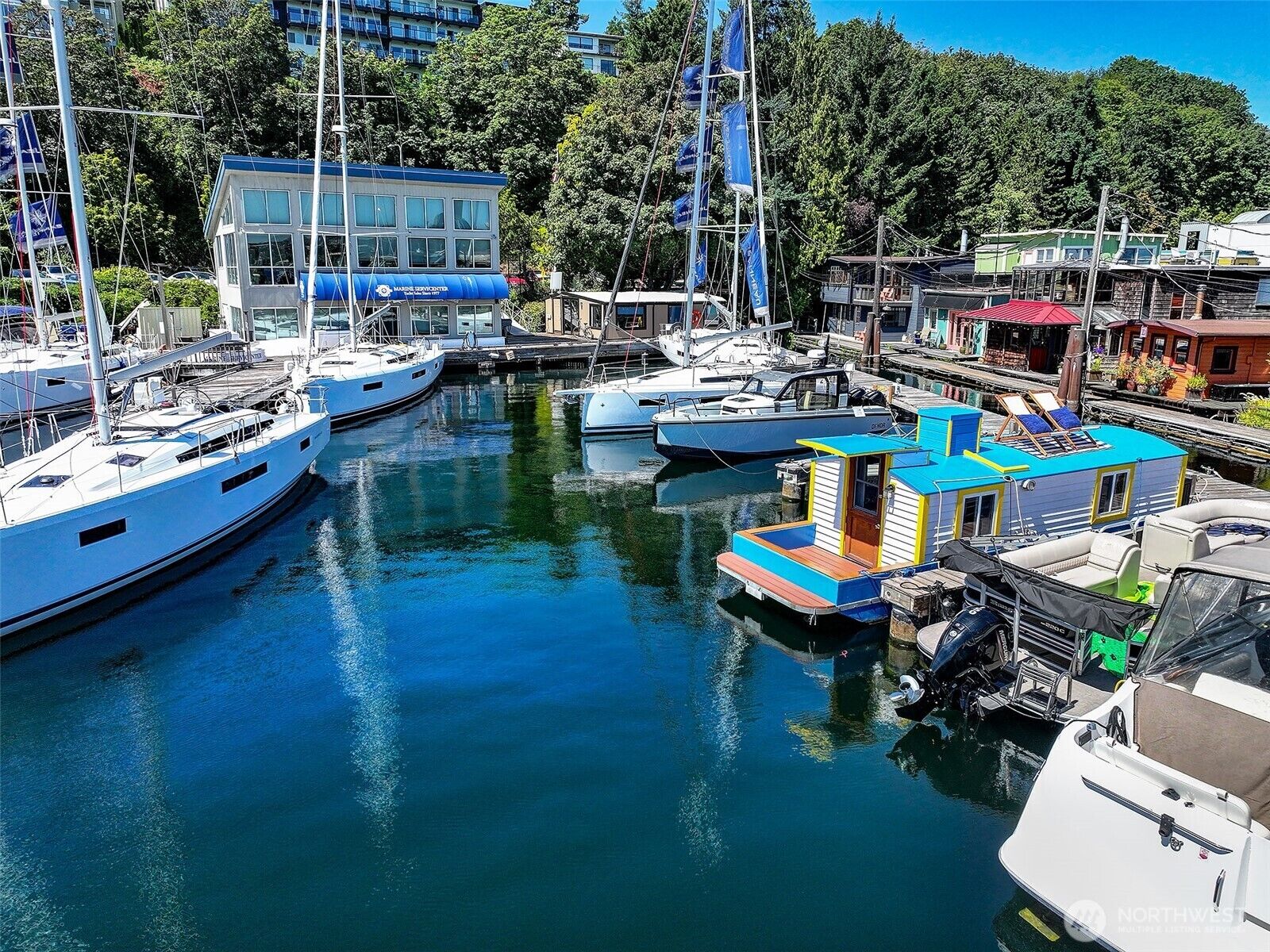 Property Photo:  2450  Westlake Avenue N A6  WA 98109 