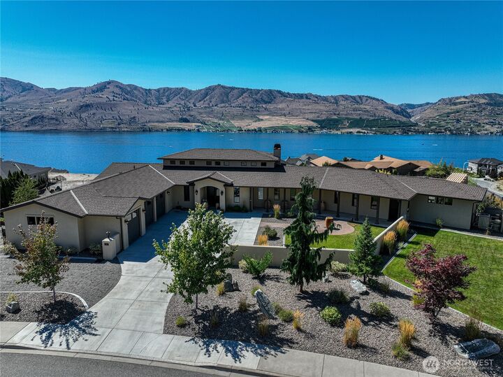 100  Mira Vista Drive  Chelan WA 98816 photo