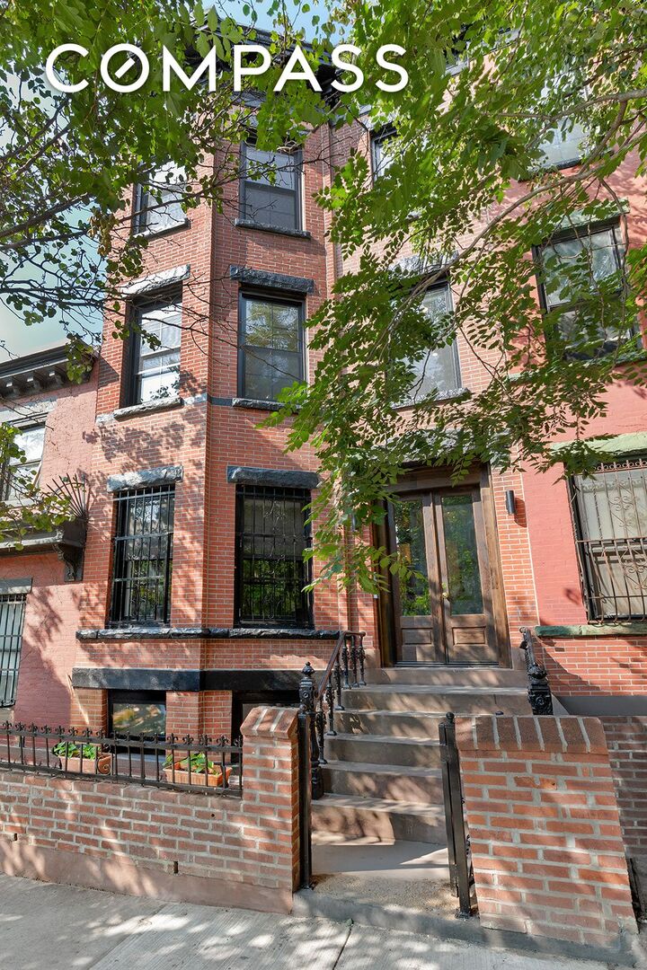 11 Park Place  Brooklyn NY 11217 photo