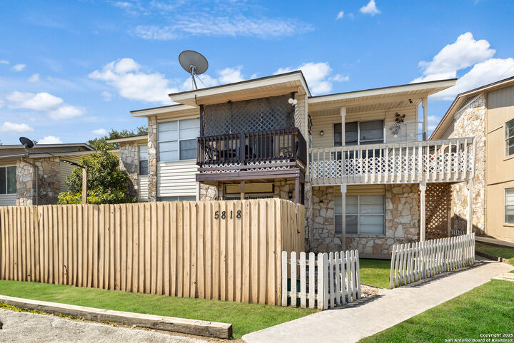 Property Photo: 5818 Shadow Glen TX 78240