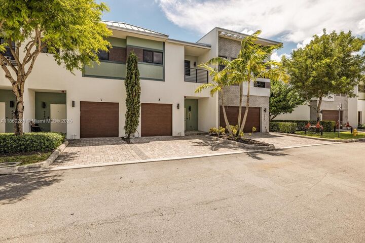 Property Photo:  4444 NW 8th Ct  FL 33317 