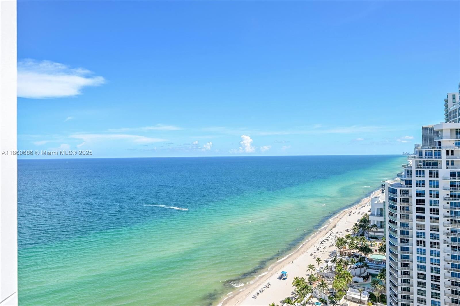 Property Photo:  3101 S Ocean Dr 2807  FL 33019 