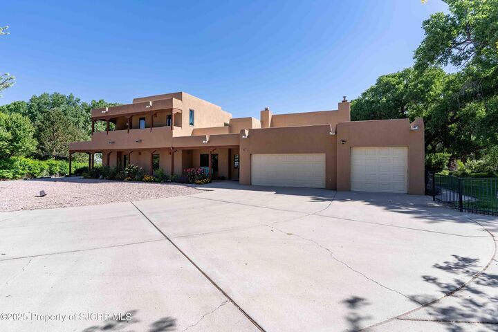 Property Photo:  714 Maraboots Circle  NM 87410 