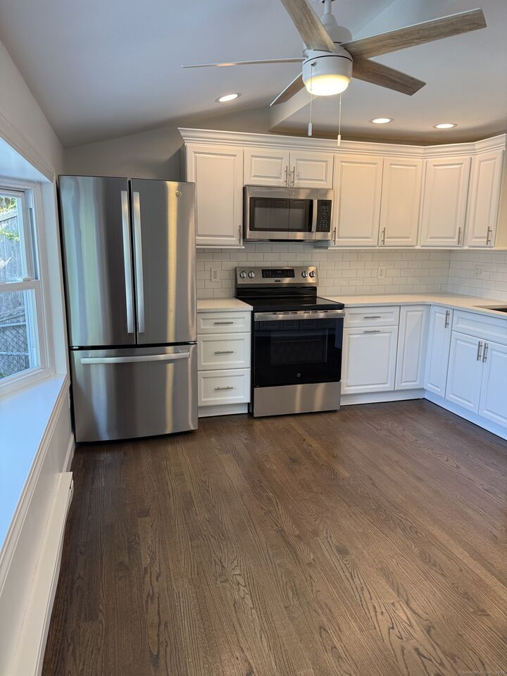 Property Photo: 11 1/2 Bethel Street Apt 1 CT 06855