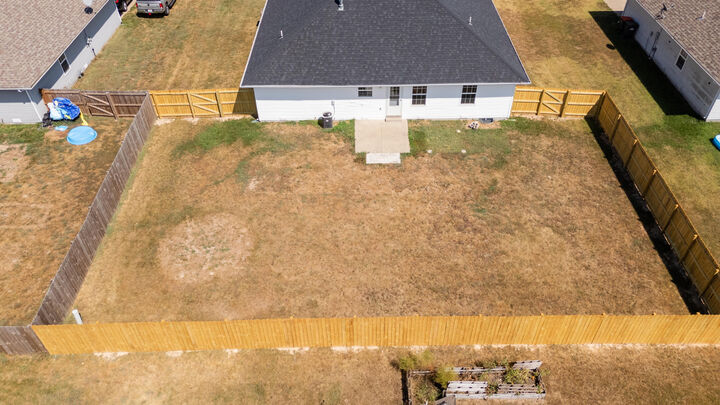 Property Photo: 205 Spruce Avenue MO 65631