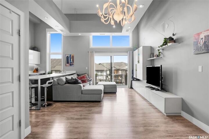 Property Photo:  419 Willowgrove Square 304  SK S7W 8B8 