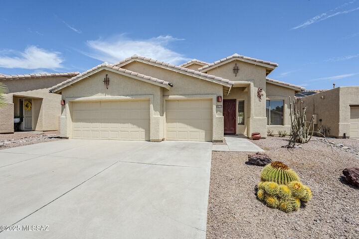 246 W Tabascoe Place  Oro Valley AZ 85755 photo