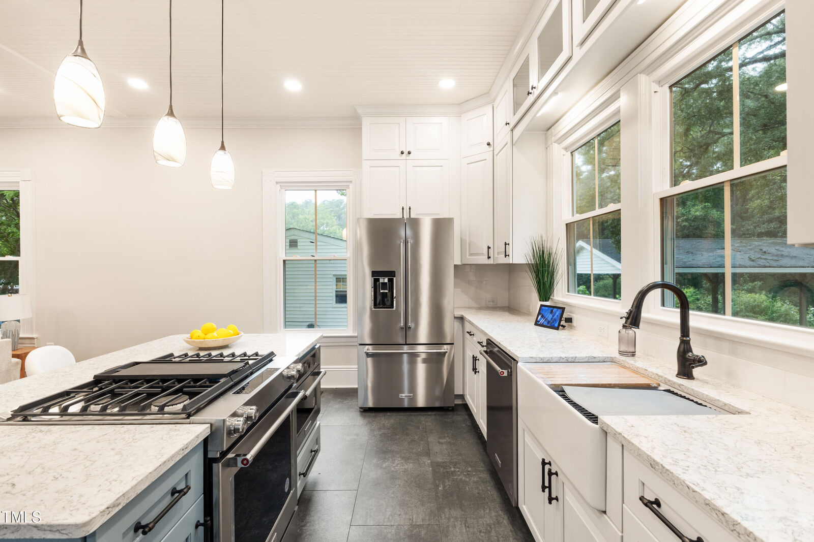 Property Photo:  915 S 3rd Street  NC 27330 