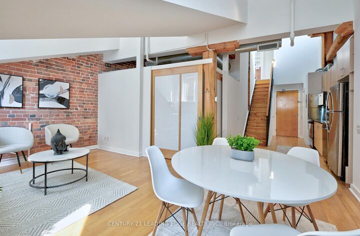 Property Photo:  81A Front Street 418  ON M5E 1Z7 