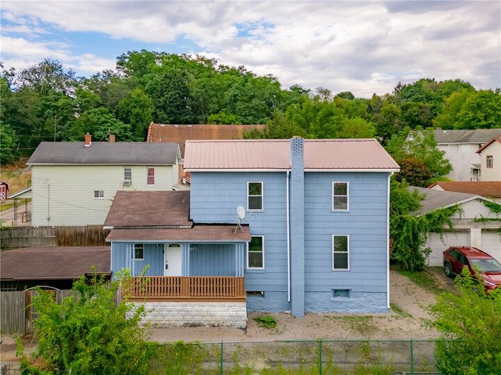 Property Photo:  305 1/2 E Lutton St Rear  PA 16101 