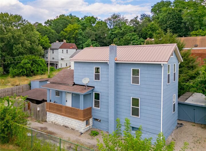 Property Photo:  305 1/2 E Lutton St Rear  PA 16101 