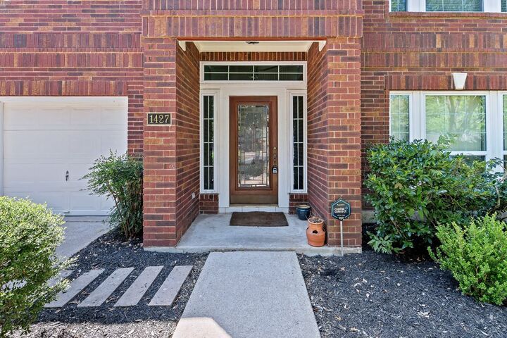 Property Photo: 1427 Dapplegrey Lane TX 78727