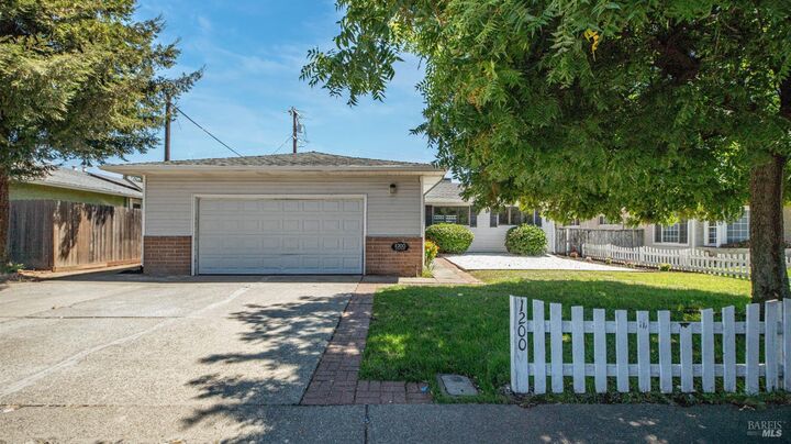1200 Truman Street  Fairfield CA 94533 photo