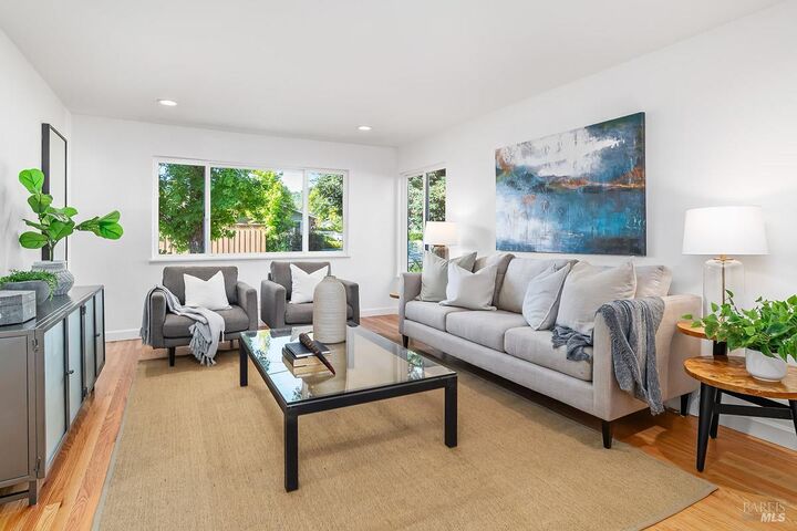 Property Photo:  88 Elena Circle  CA 94903 
