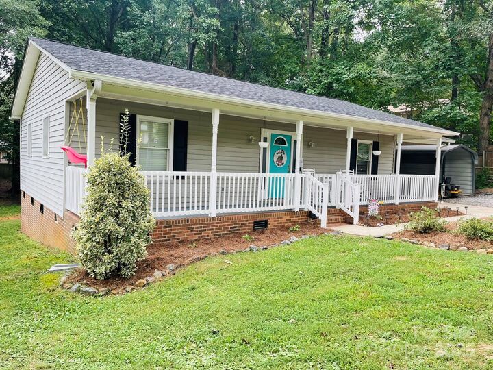 Property Photo: 219 Williams Drive NC 28138