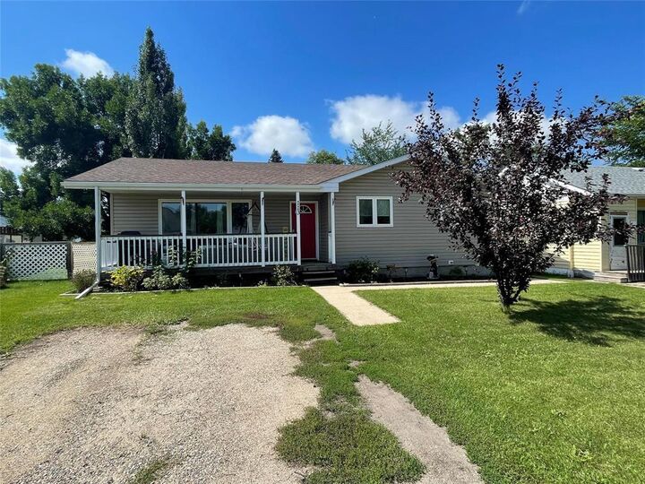 Property Photo:  113 Ottawa Street  MB R0K 0H0 