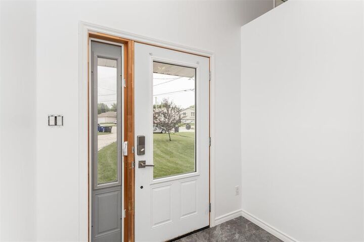 Property Photo:  28 Ridgeview Place  MB R0A 0C0 