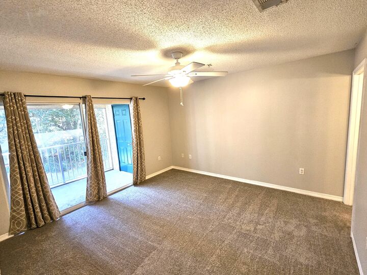 Property Photo:  4276 Calinda Lane Apt 125  FL 32578 