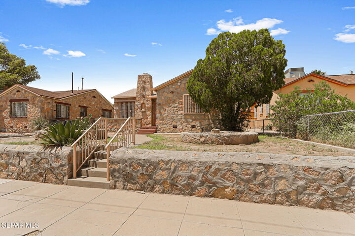 2407 Grant Avenue  El Paso TX 79930 photo