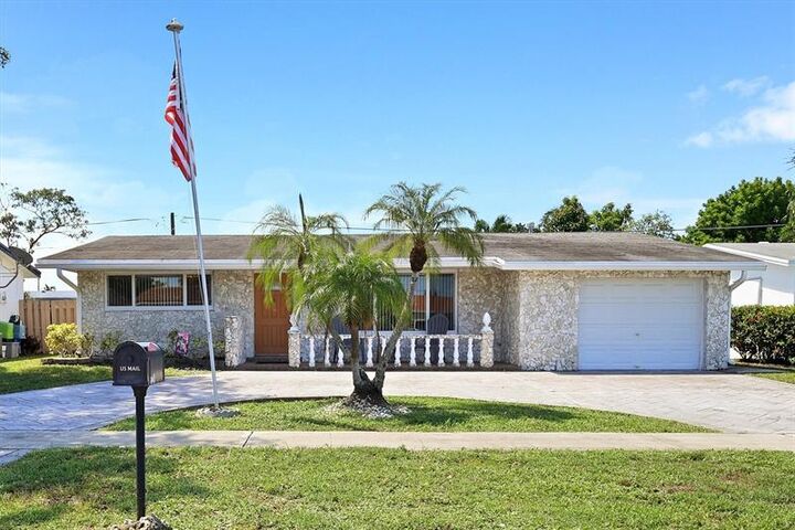 Property Photo:  9260 NW 25th Ct  FL 33322 