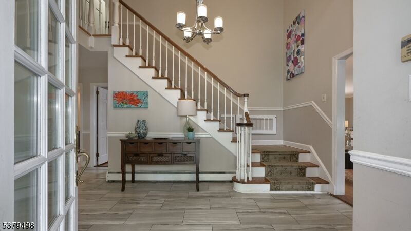 Property Photo: 8 Briarcliff Ter NJ 07405