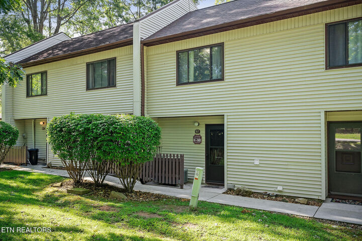 Property Photo: 97 Wilshire Heights Drive TN 38558