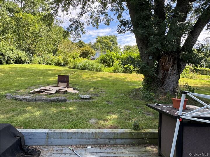 Property Photo:  14 Brookside Road  NY 10950 